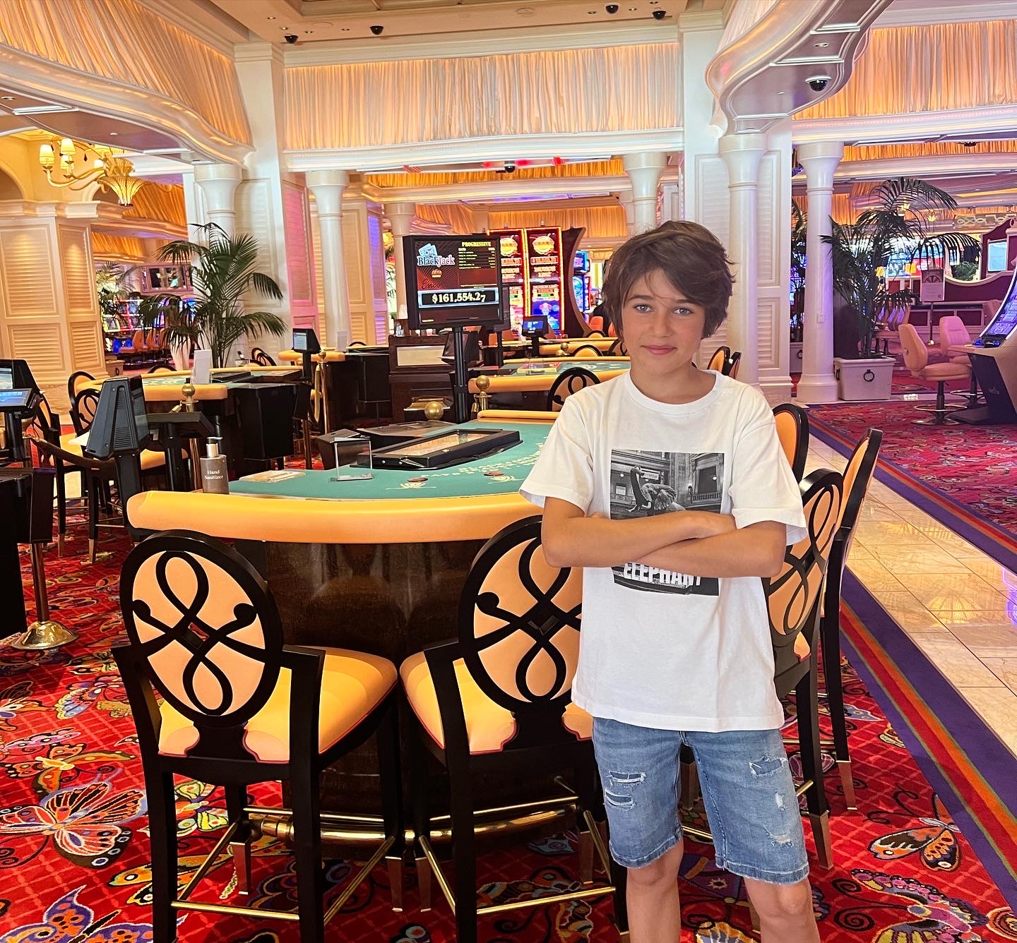 81F9B123-CDCF-49ED-AABF-EED7F1AD845A